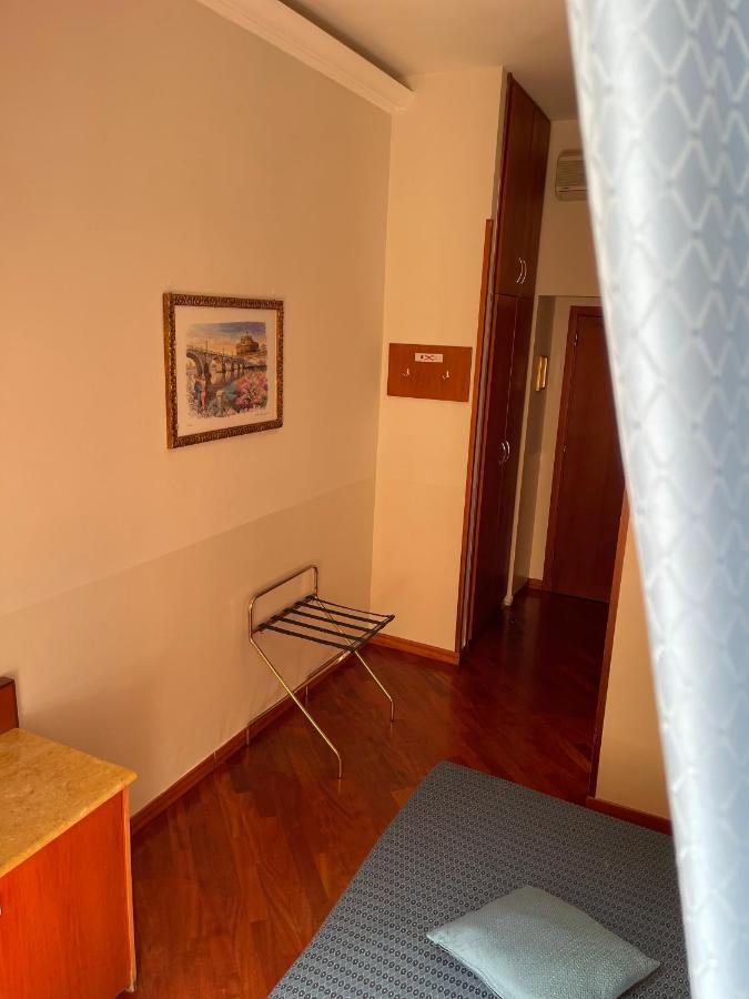3rd floor 69 manin street Hotel Rome Buitenkant foto