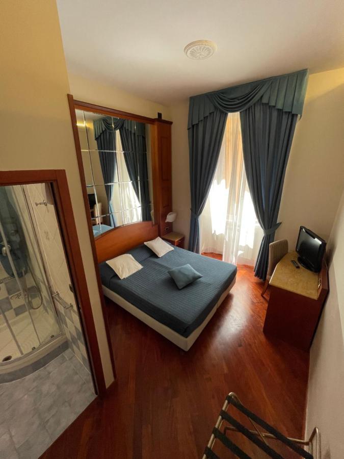 3rd floor 69 manin street Hotel Rome Buitenkant foto