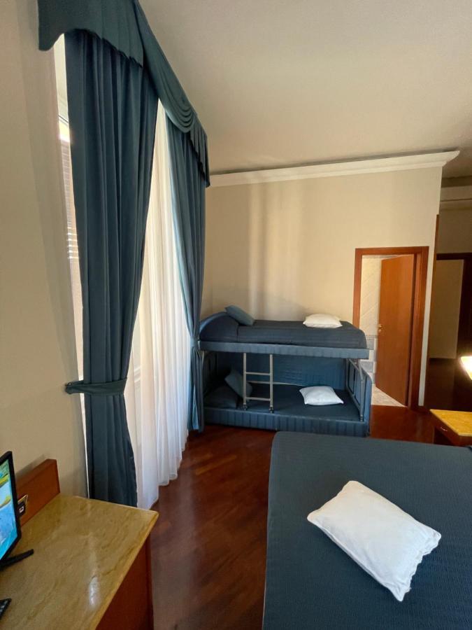 3rd floor 69 manin street Hotel Rome Buitenkant foto