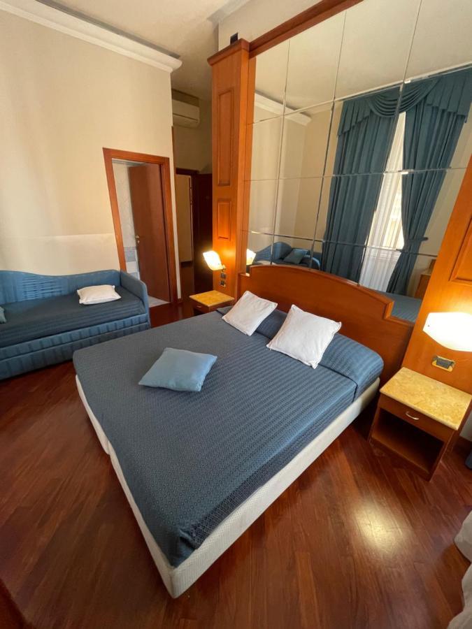 3rd floor 69 manin street Hotel Rome Buitenkant foto