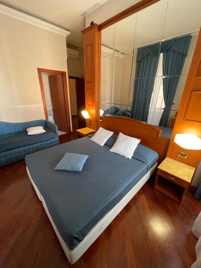 3rd floor 69 manin street Hotel Rome Buitenkant foto