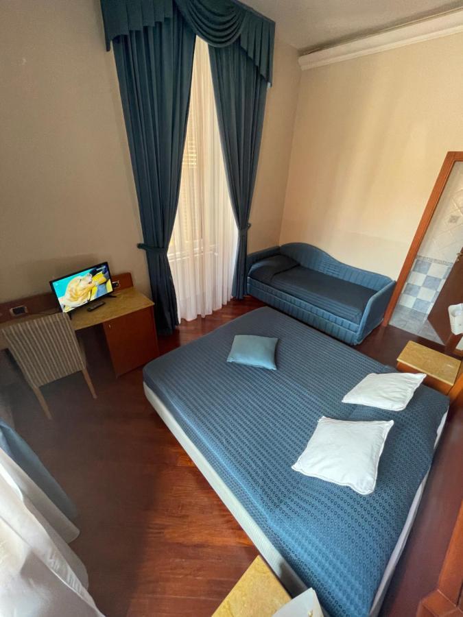 3rd floor 69 manin street Hotel Rome Buitenkant foto