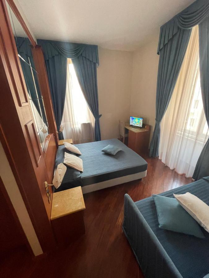 3rd floor 69 manin street Hotel Rome Buitenkant foto